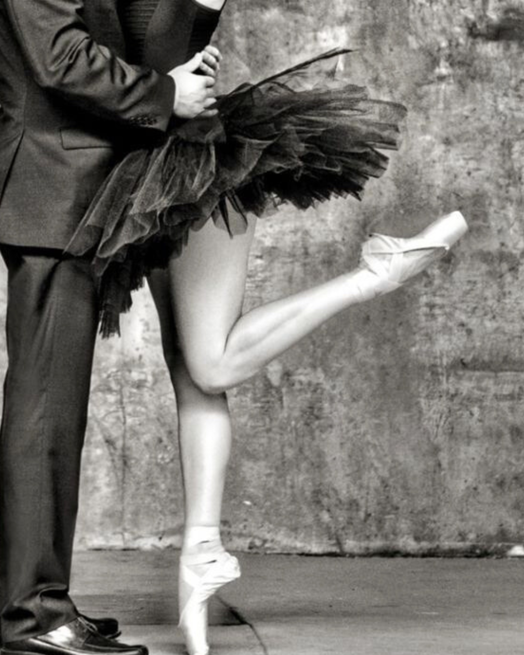 Essere sensuali è come ballare: a volte segui il ritmo, altre volte improvvisi, ma l'importante è divertirsi e lasciarsi andare!